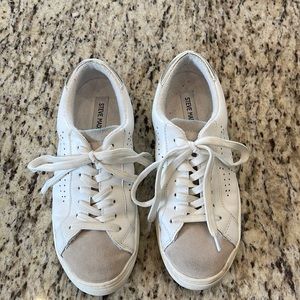Steve Madden Sneaker